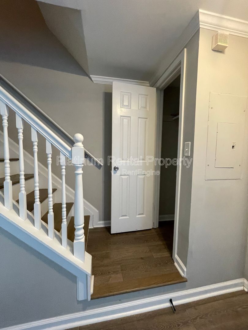 Charming 2-bedroom townhome in a fantastic Kennesaw location by Platinum Property Management Services, Inc. property image