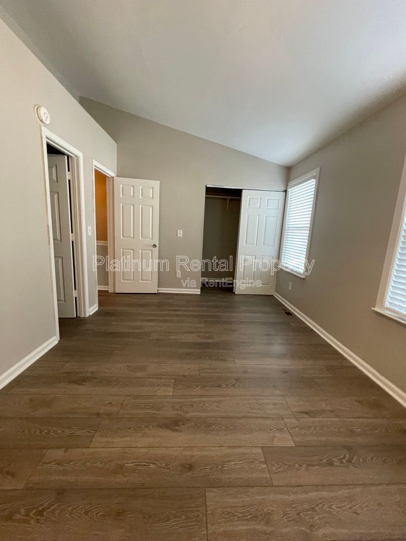 Charming 2-bedroom townhome in a fantastic Kennesaw location by Platinum Property Management Services, Inc. property image