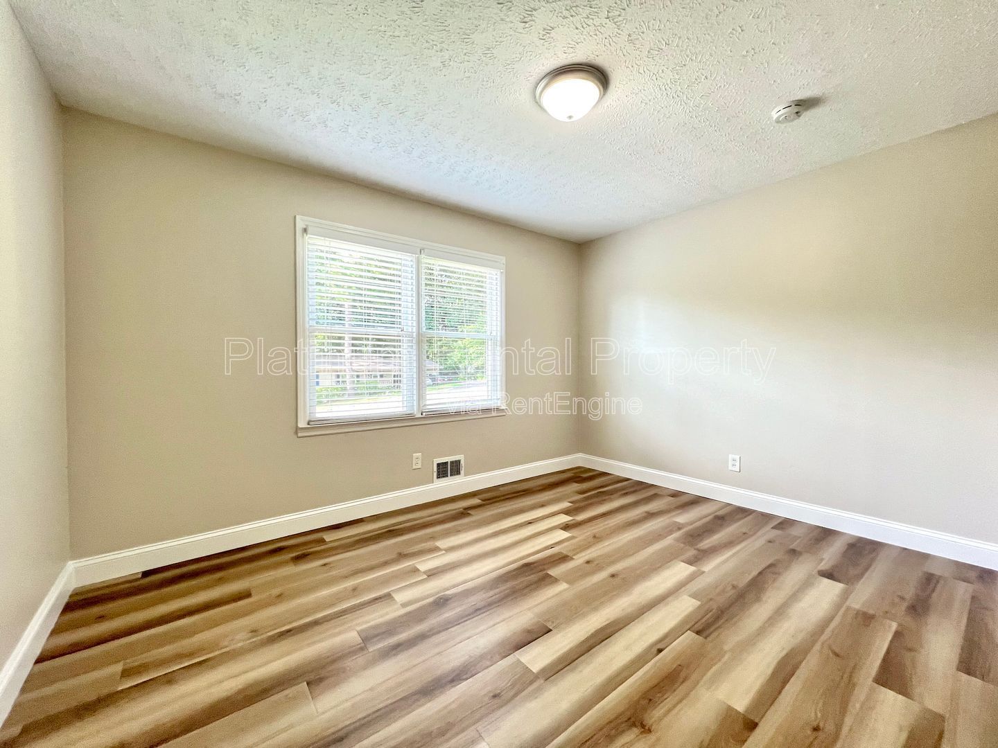 Charming and updated 3-bedroom home near downtown Woodstock by Platinum Property Management Services, Inc. property image