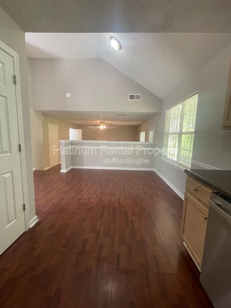 Charming, 3-bedroom home in conveniently located Decatur, by Platinum Property Management Services, Inc. property image