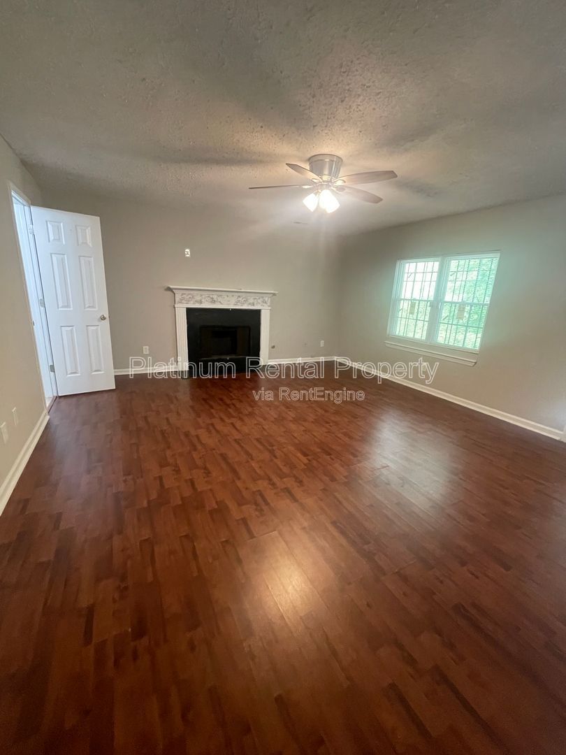 Charming, 3-bedroom home in conveniently located Decatur, by Platinum Property Management Services, Inc. property image