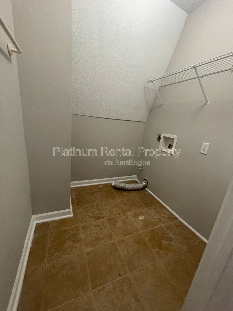 Charming, 3-bedroom home in conveniently located Decatur, by Platinum Property Management Services, Inc. property image