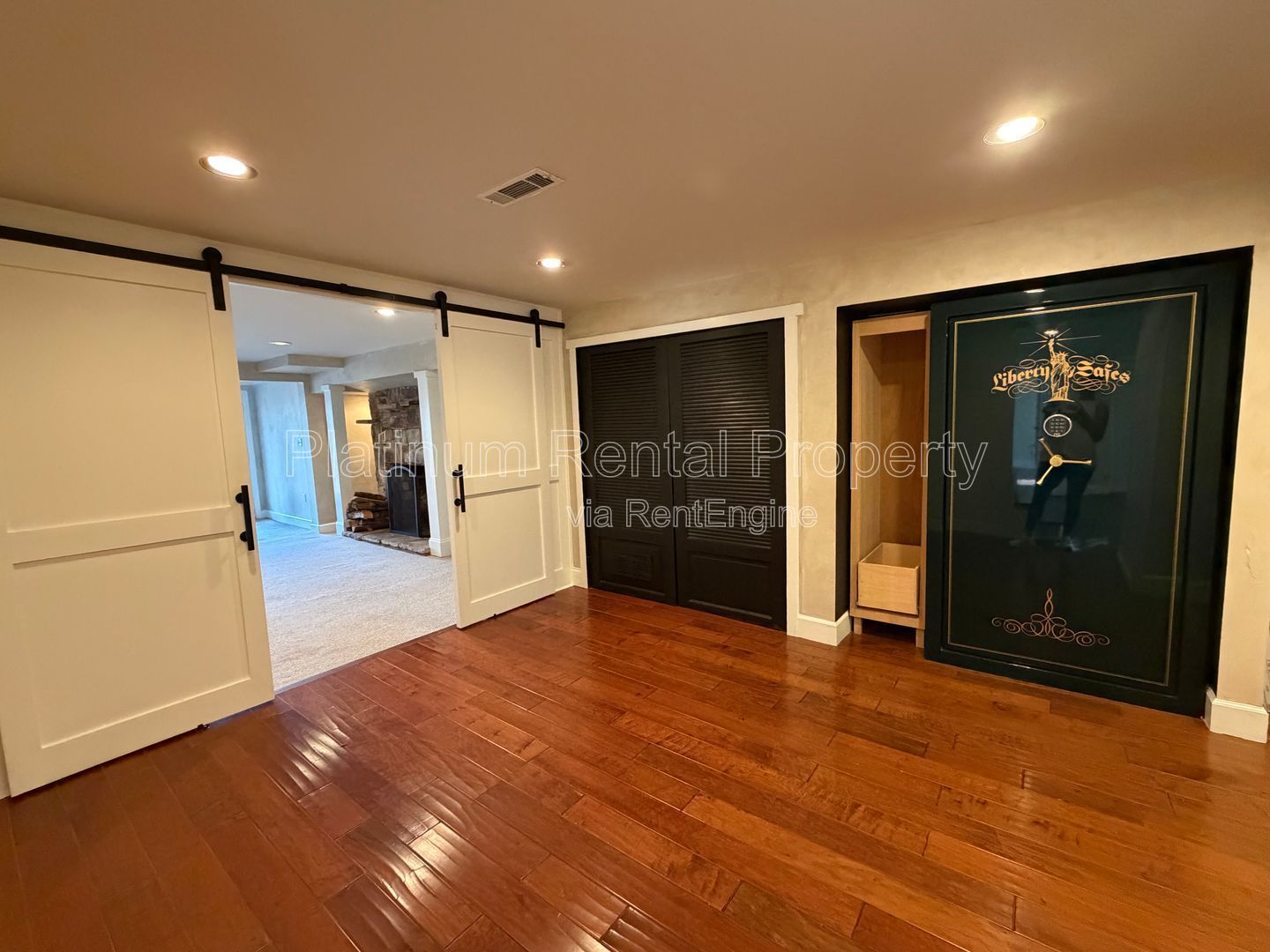 Amazing 3 bedroom home on Lake Lanier in Cumming for rent by Platinum Property Management Services, Inc. property image