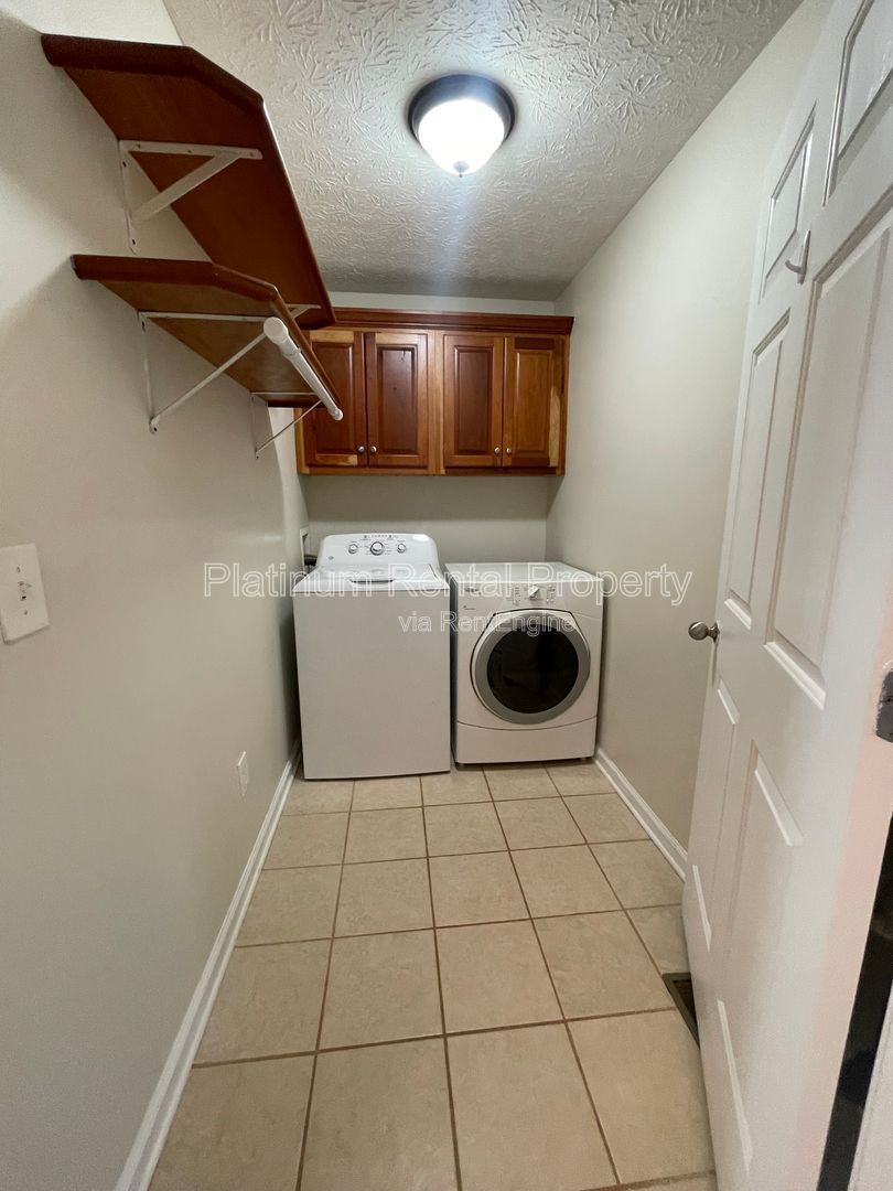 Fabulous 4-bedroom log cabin home in picturesque Dahlonega with spectacular views, by Platinum Property Management Services, Inc. property image