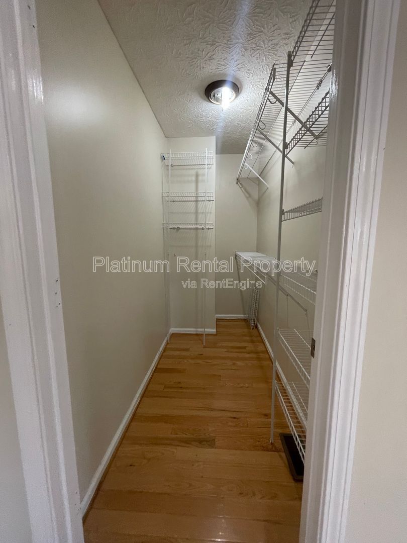 Fabulous 4-bedroom log cabin home in picturesque Dahlonega with spectacular views, by Platinum Property Management Services, Inc. property image