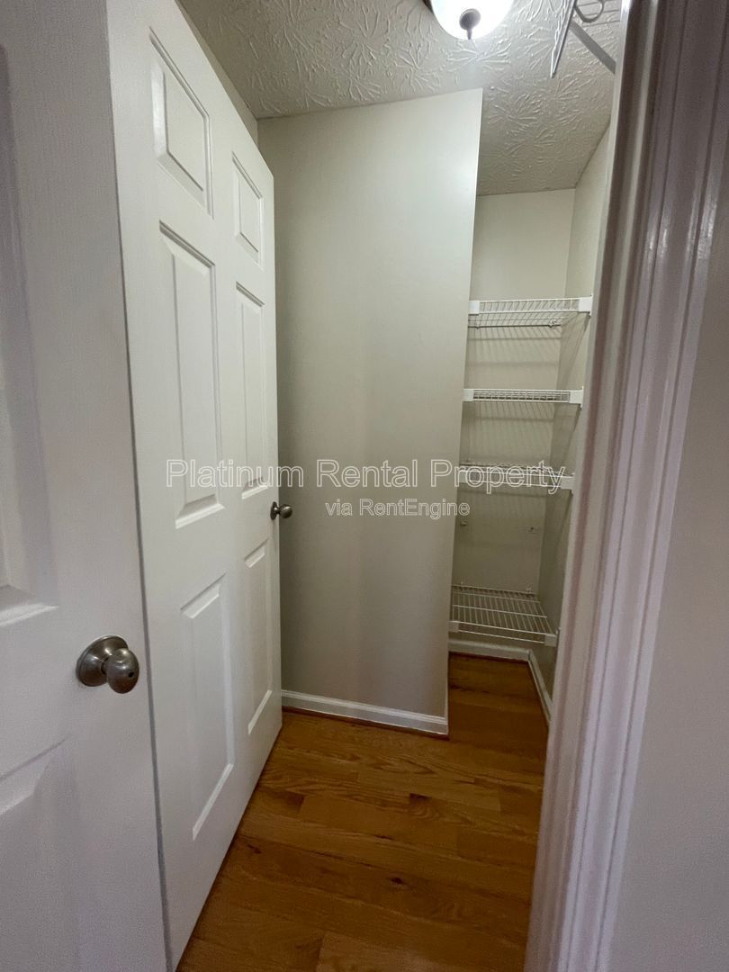 Fabulous 4-bedroom log cabin home in picturesque Dahlonega with spectacular views, by Platinum Property Management Services, Inc. property image