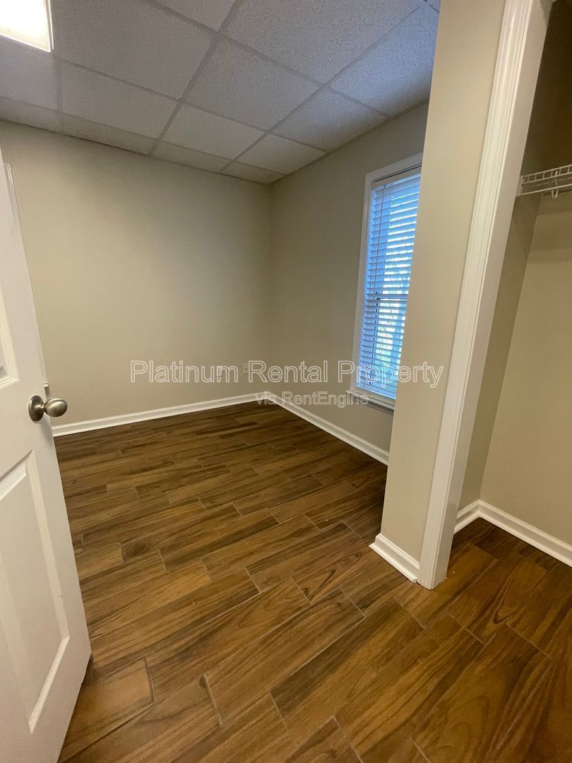 Fabulous 4-bedroom log cabin home in picturesque Dahlonega with spectacular views, by Platinum Property Management Services, Inc. property image