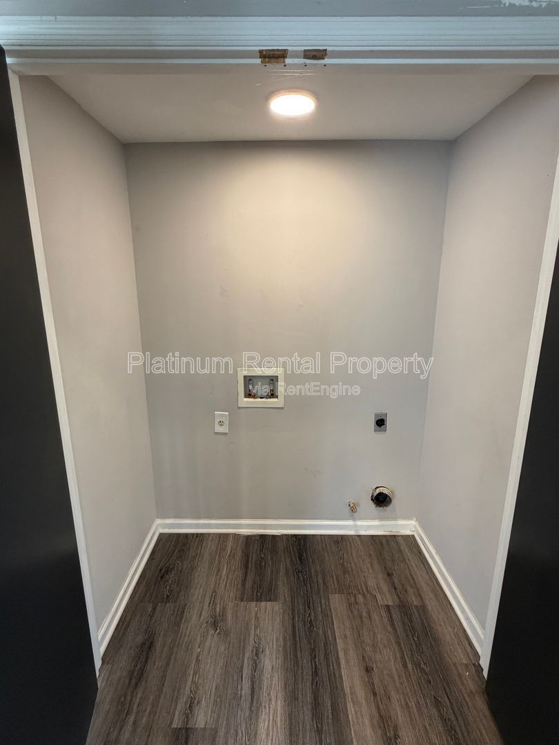 Adorable renovated 3 bedroom home in Snellville for rent by Platinum Property Management Services, Inc. property image
