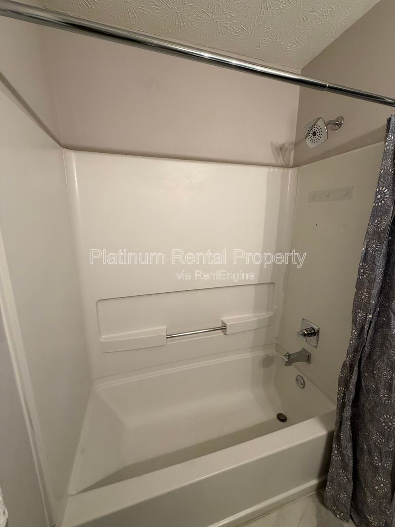 Adorable renovated 3 bedroom home in Snellville for rent by Platinum Property Management Services, Inc. property image