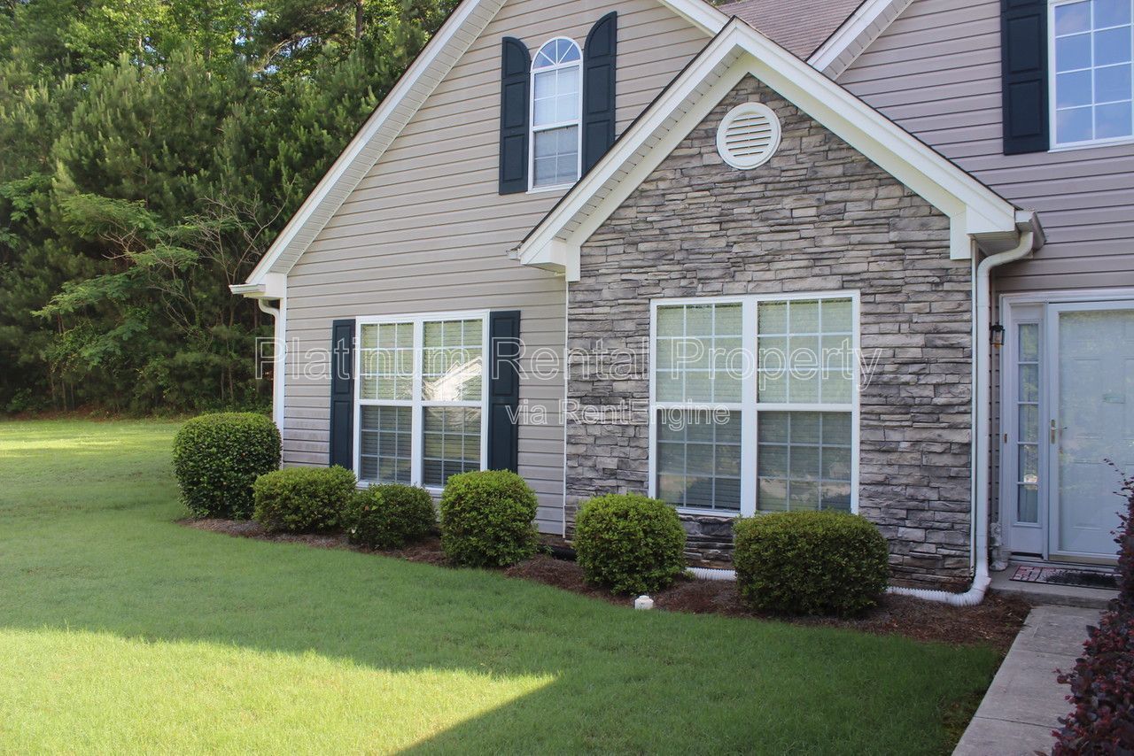 3 Bedroom Snellville Home For Rent by Platinum Property Management Services, Inc property image