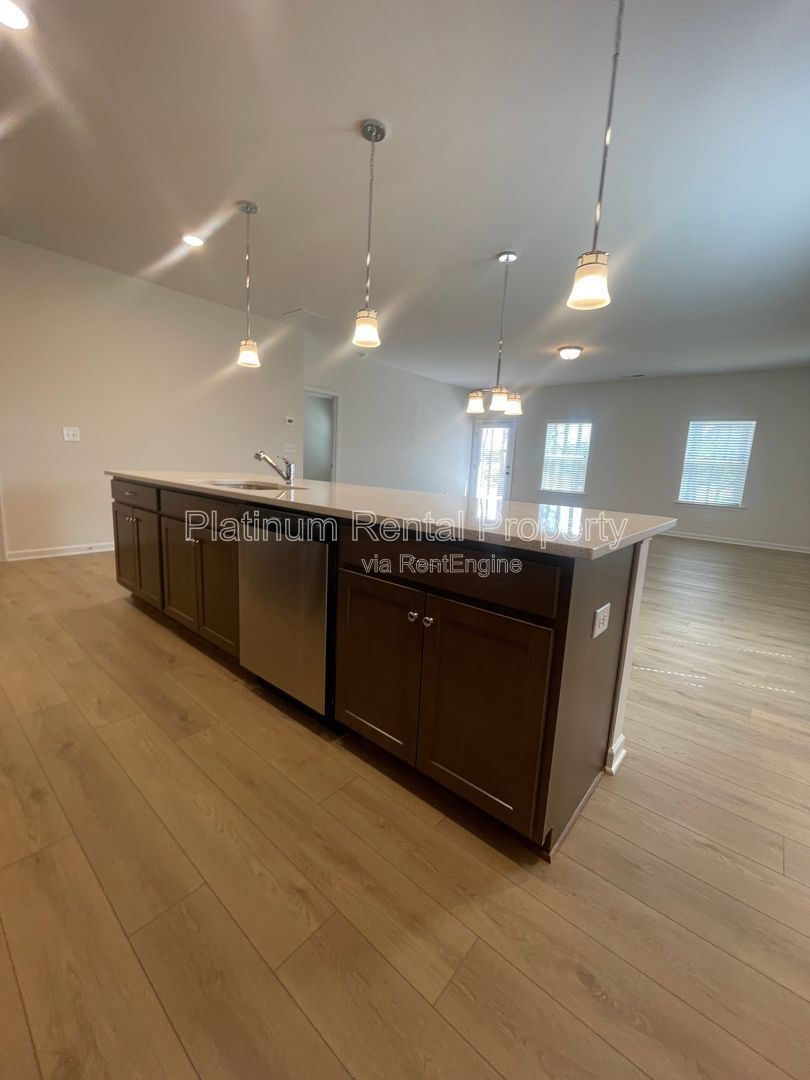 BRAND NEW CONSTRUCTION! RARE- 3 bedroom ranch floorplan in Hoschton, by Platinum Property Management Services, Inc. property image