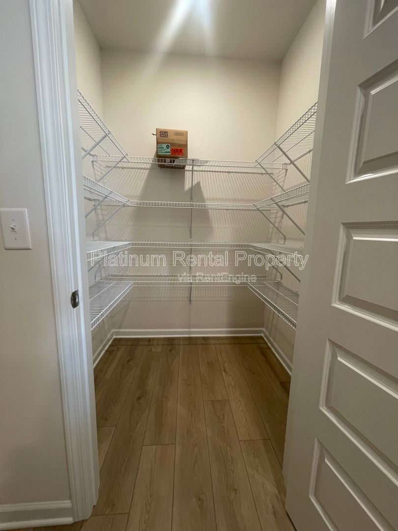 BRAND NEW CONSTRUCTION! RARE- 3 bedroom ranch floorplan in Hoschton, by Platinum Property Management Services, Inc. property image