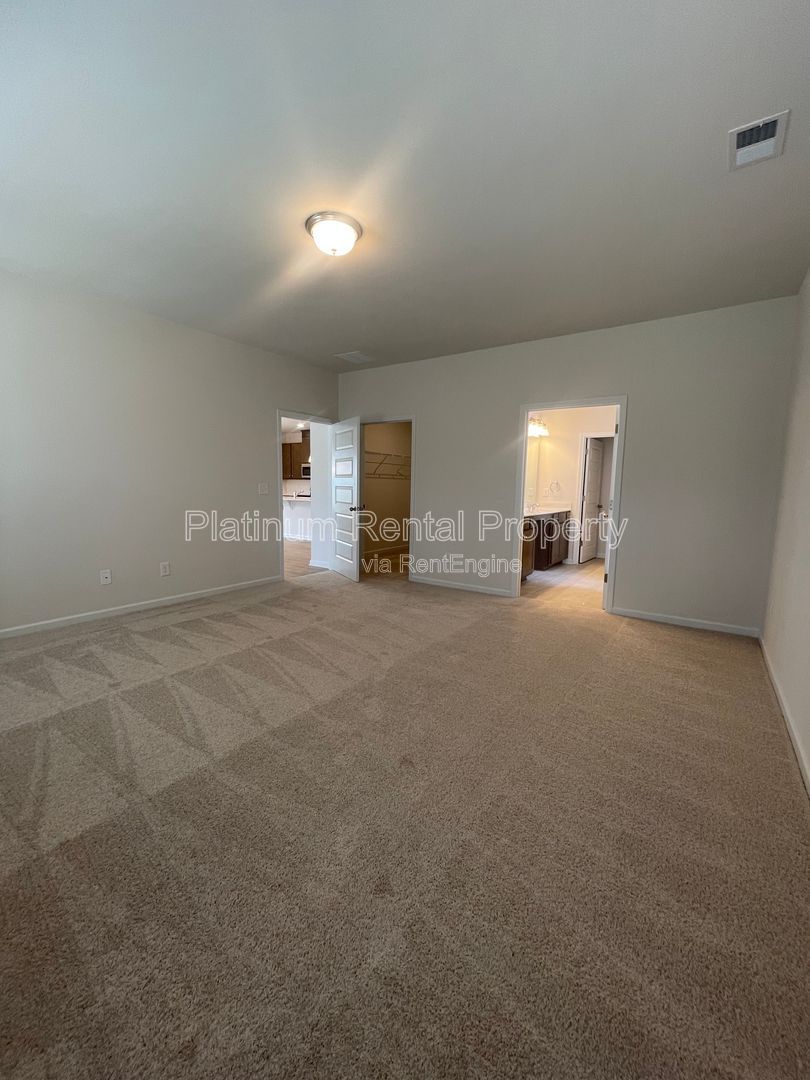 BRAND NEW CONSTRUCTION! RARE- 3 bedroom ranch floorplan in Hoschton, by Platinum Property Management Services, Inc. property image