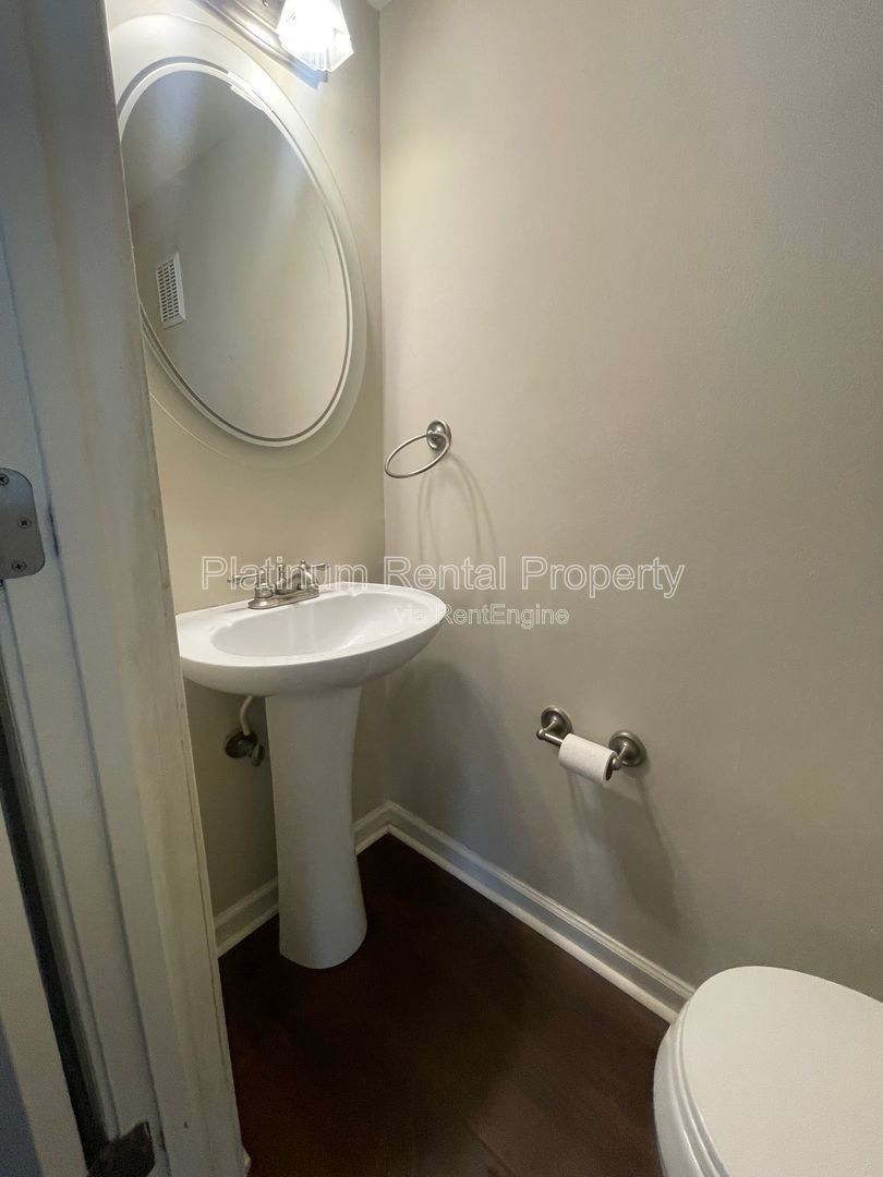 LOCATION, LOCATION, LOCATION! 2 Bedroom townhome in gated community by Platinum Property Management Services, Inc. property image