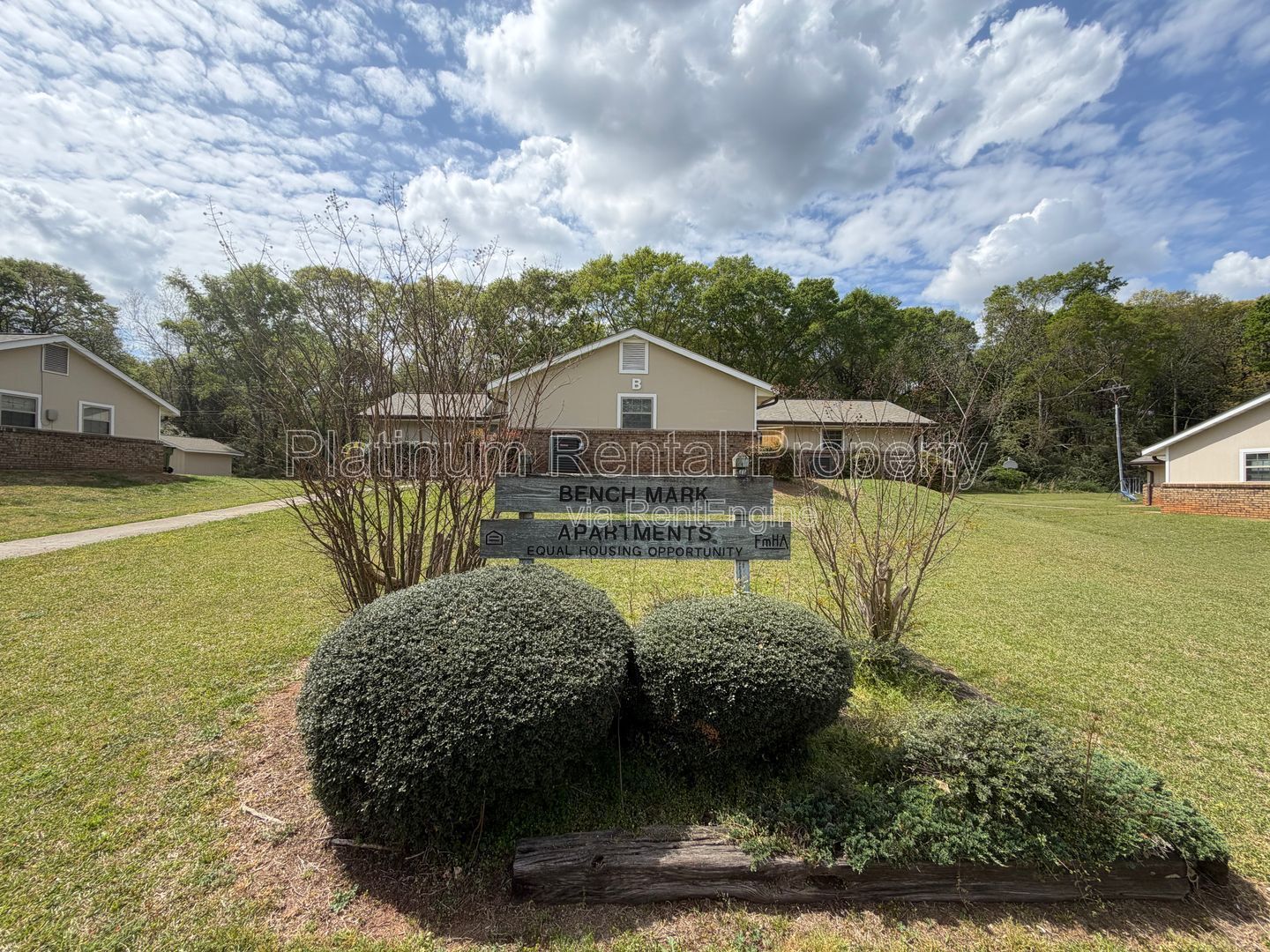 Completely UPDATED 2 bedroom unit in Monroe for rent by Platinum Property Management Services, Inc. property image