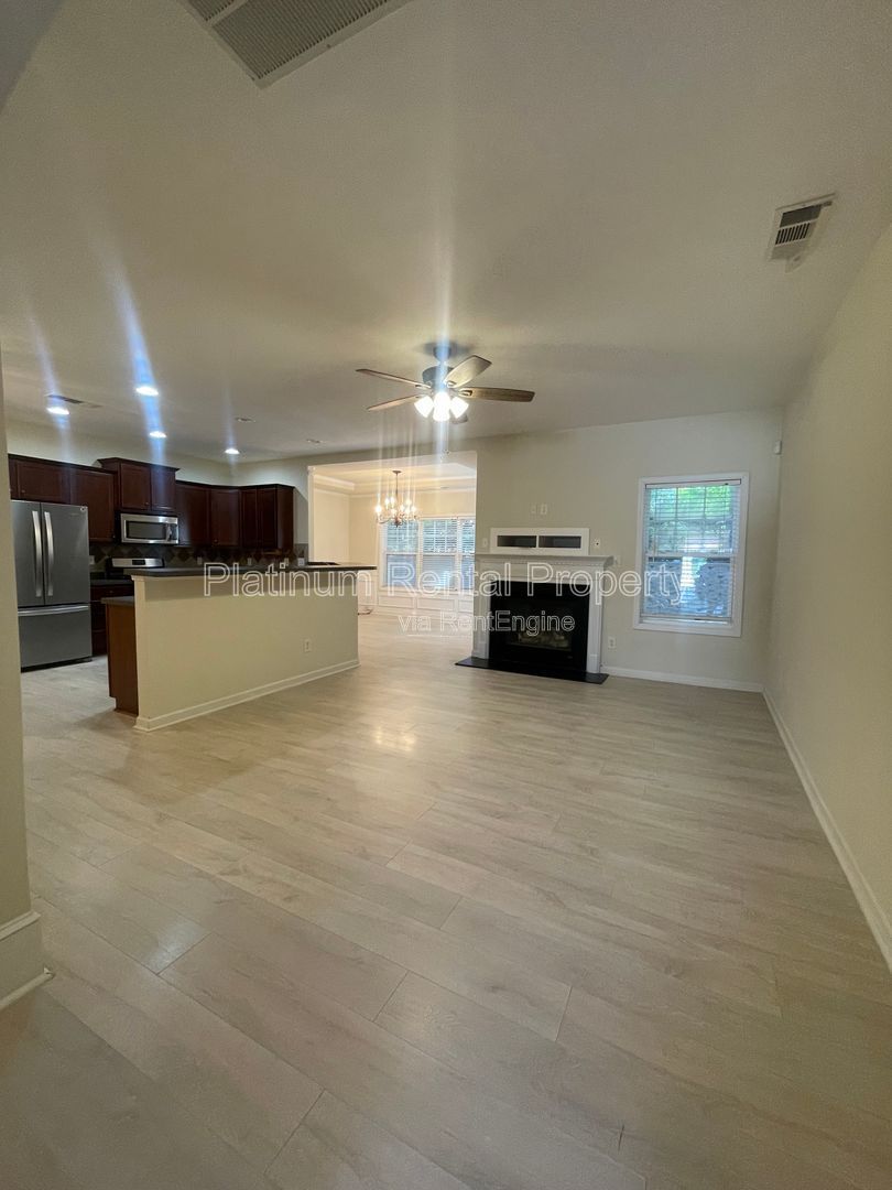 Stunning 3 bedroom townhome in a prime Kennesaw location, by Platinum Property Management Services, Inc. property image