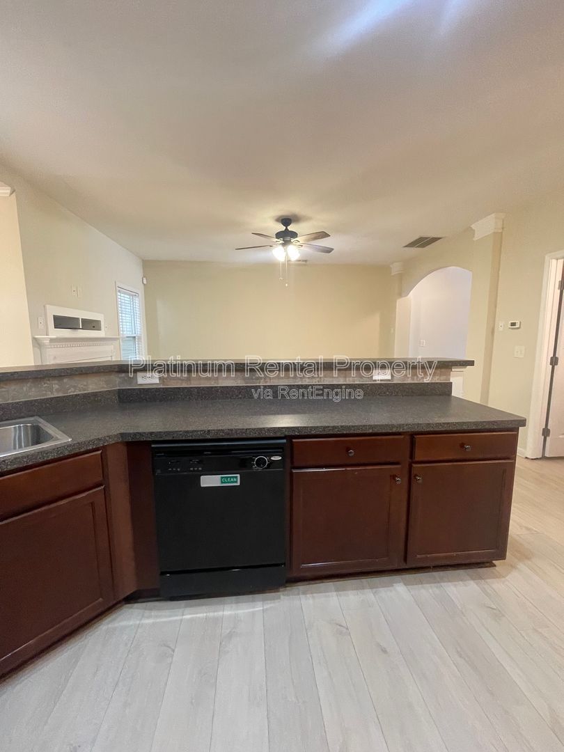 Stunning 3 bedroom townhome in a prime Kennesaw location, by Platinum Property Management Services, Inc. property image