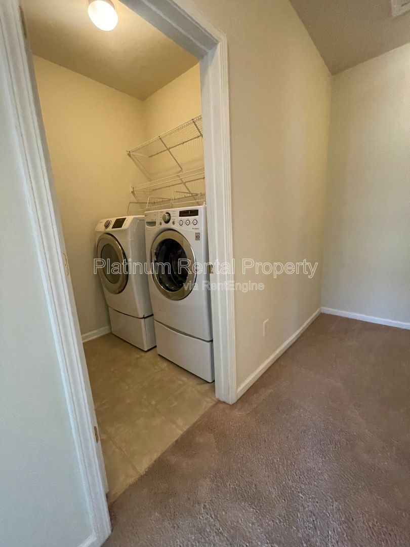 Stunning 3 bedroom townhome in a prime Kennesaw location, by Platinum Property Management Services, Inc. property image