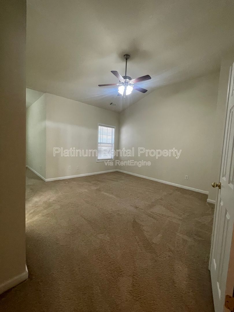 Stunning 3 bedroom townhome in a prime Kennesaw location, by Platinum Property Management Services, Inc. property image