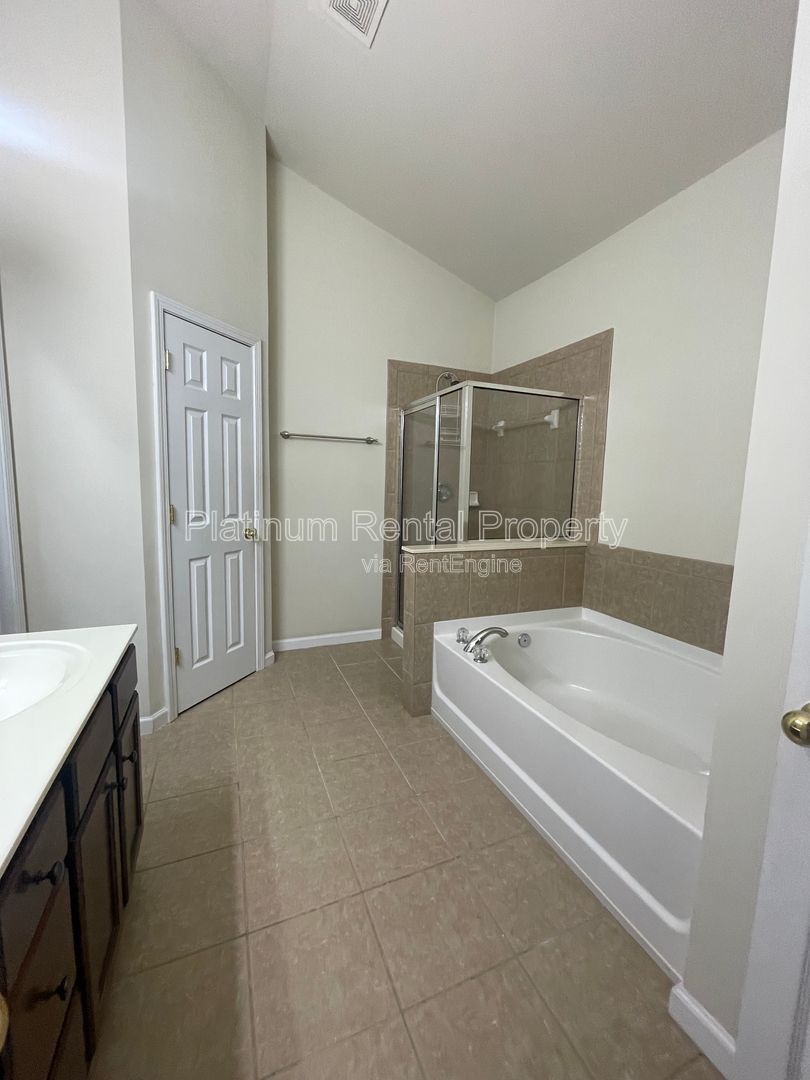 Stunning 3 bedroom townhome in a prime Kennesaw location, by Platinum Property Management Services, Inc. property image