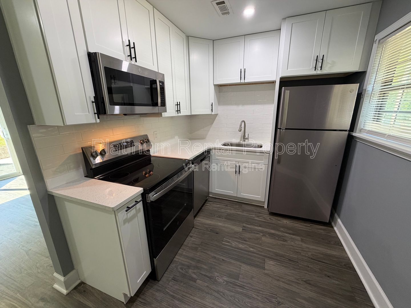 Well maintained 1 bedroom unit in Monroe for rent by Platinum Property Management Services, Inc. property image