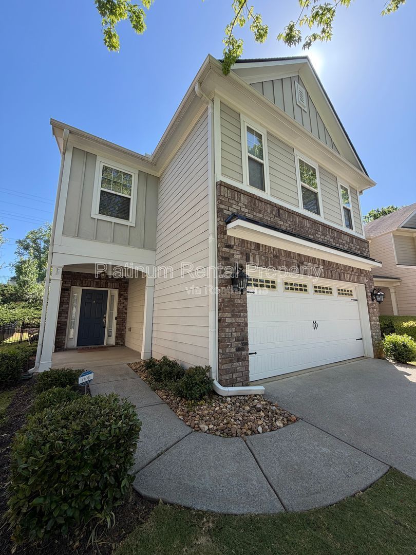 Spotless 3 Bedroom home in Cumming for rent by Platinum Property Management Services, Inc. property image