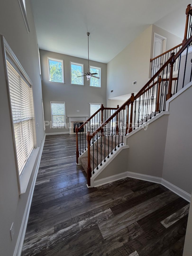 Spotless 3 Bedroom home in Cumming for rent by Platinum Property Management Services, Inc. property image