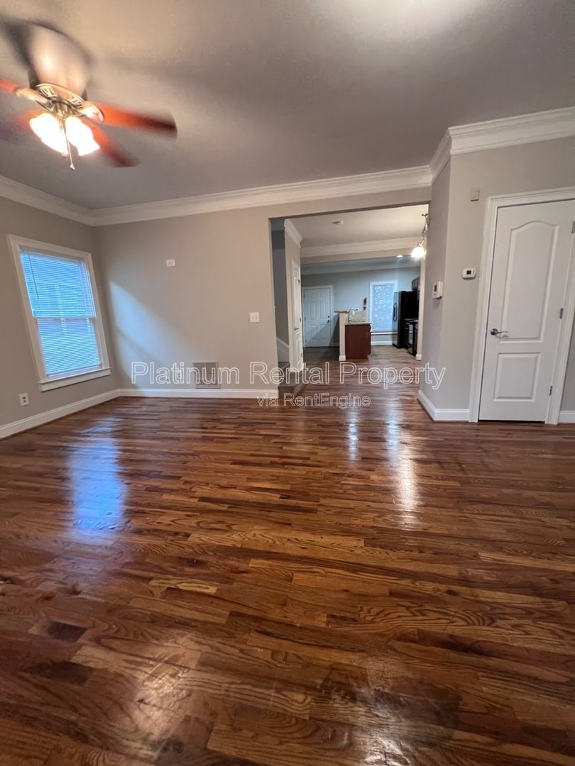 Charming, updated 3 bedroom near the Turner Field area in south Atlanta by Platinum Property Management Services, Inc. property image