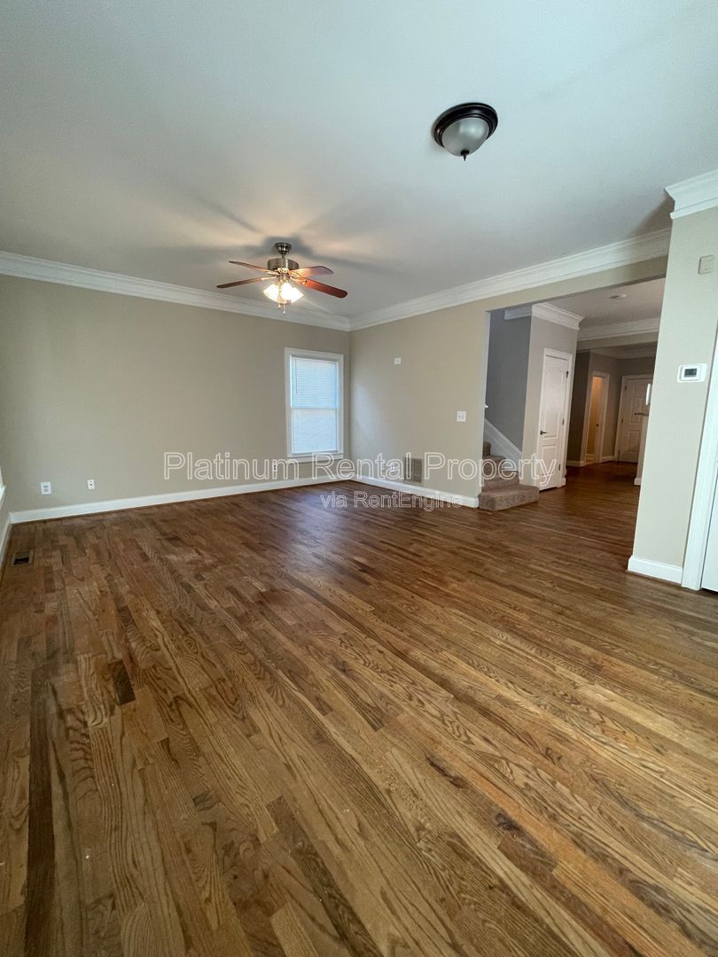 Charming, updated 3 bedroom near the Turner Field area in south Atlanta by Platinum Property Management Services, Inc. property image