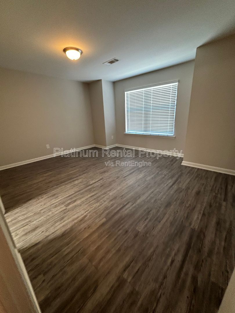 3 bedroom Union City Townhome for Rent by Platinum Property Management Services, Inc. property image
