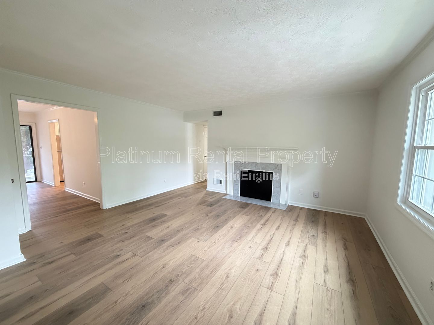 Nice, updated 2 bedroom condo in excellent Sandy Springs location by Platinum Property Management Services, Inc. property image