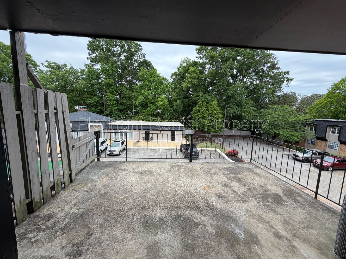 Nice, updated 2 bedroom condo in excellent Sandy Springs location by Platinum Property Management Services, Inc. property image