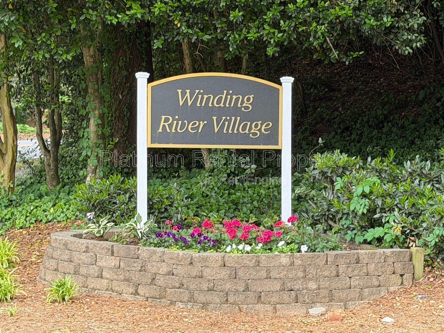 Nice, updated 2 bedroom condo in excellent Sandy Springs location by Platinum Property Management Services, Inc. property image