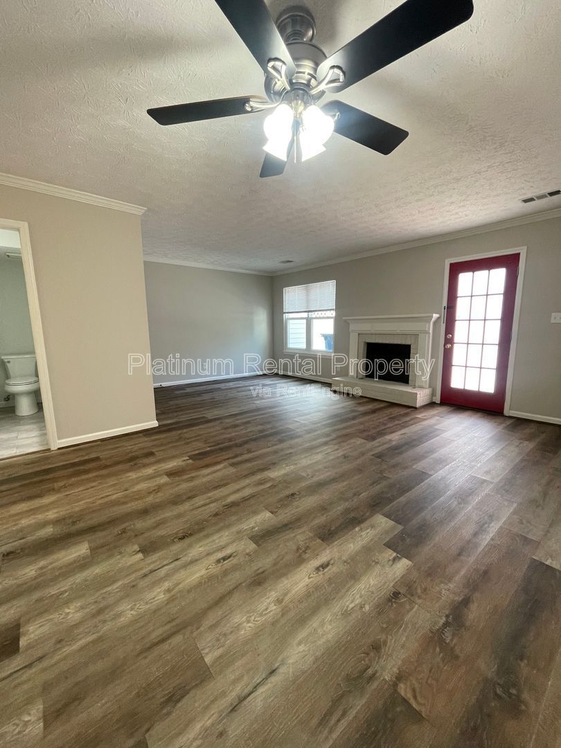 Unbeatable Alpharetta location! You will love the convenient location of this beautiful 2 bedroom townhome by Platinum Property Management Services, Inc. property image