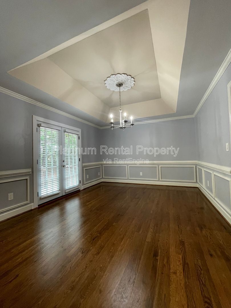 Hard to find, master on the main on full basement with bonus room in highly sought after East Cobb, by Platinum Property Management Services, Inc. property image