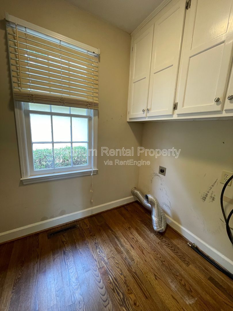 Hard to find, master on the main on full basement with bonus room in highly sought after East Cobb, by Platinum Property Management Services, Inc. property image