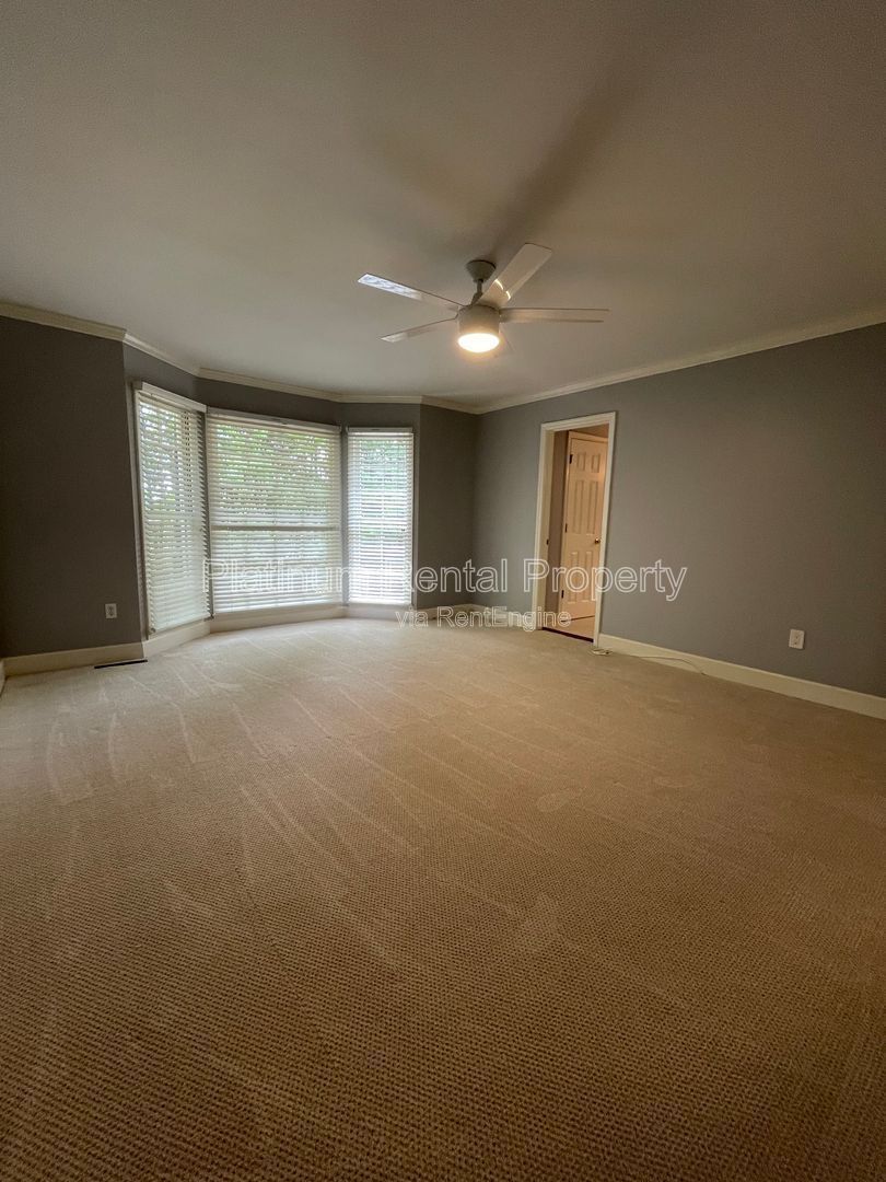 Hard to find, master on the main on full basement with bonus room in highly sought after East Cobb, by Platinum Property Management Services, Inc. property image