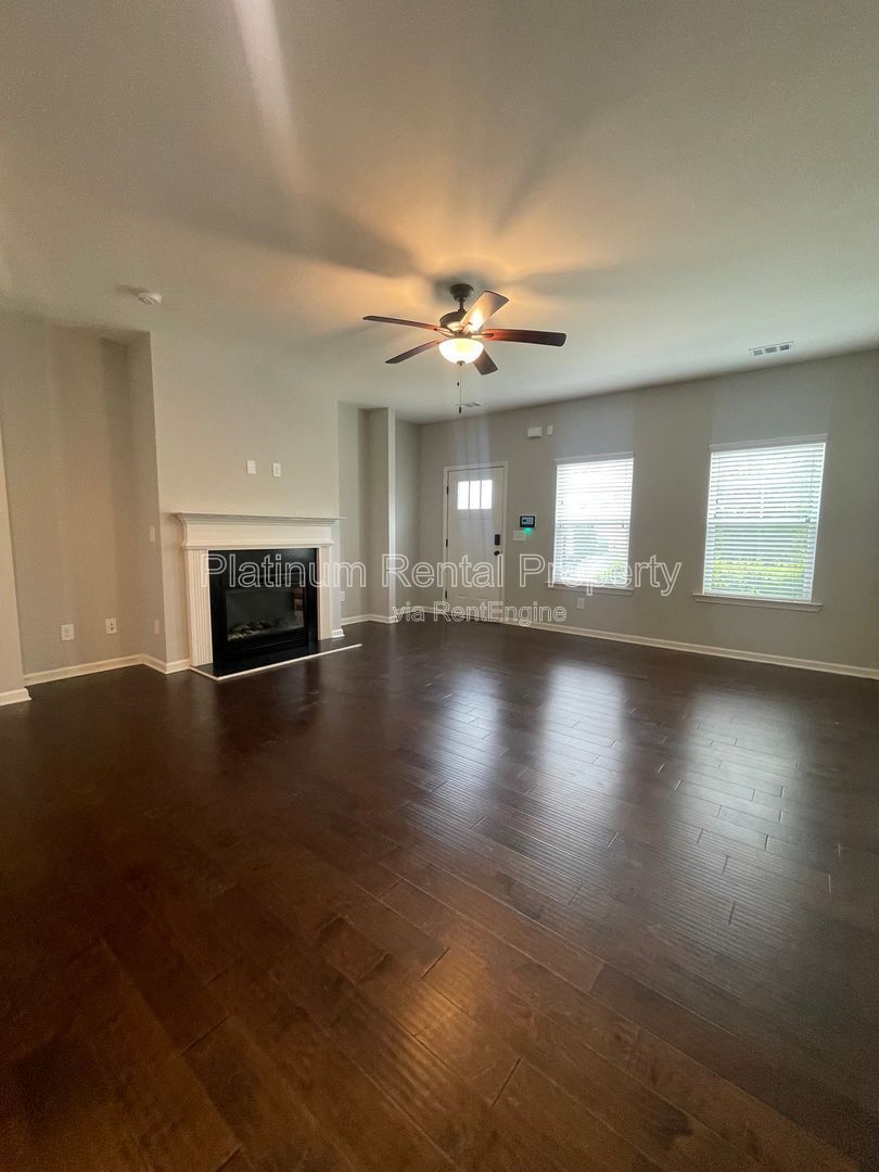 Two-bedroom townhome in a GATED community in fabulous South Atlanta by Platinum Property Management Services, Inc. property image