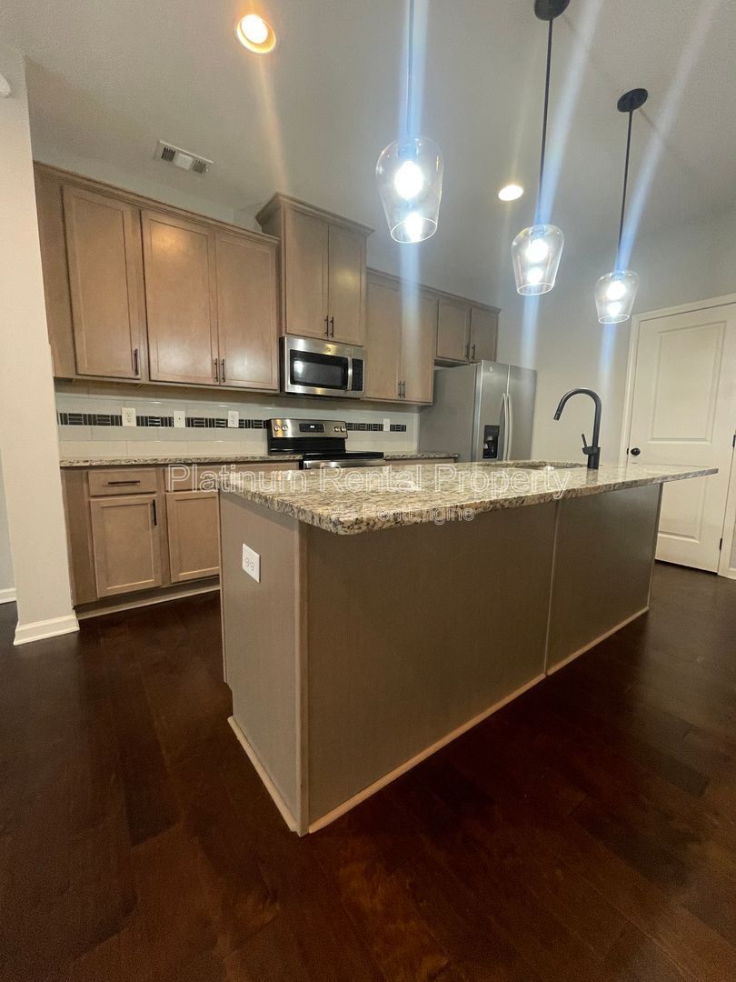 Two-bedroom townhome in a GATED community in fabulous South Atlanta by Platinum Property Management Services, Inc. property image