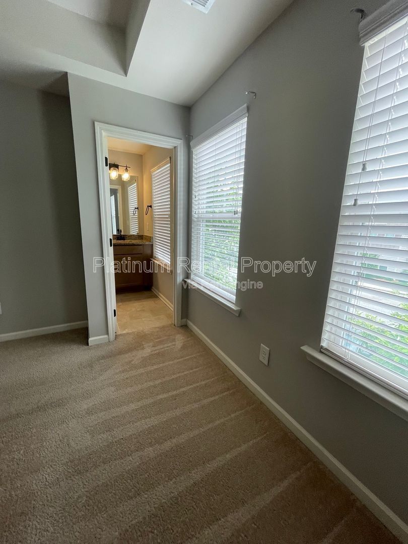 Two-bedroom townhome in a GATED community in fabulous South Atlanta by Platinum Property Management Services, Inc. property image