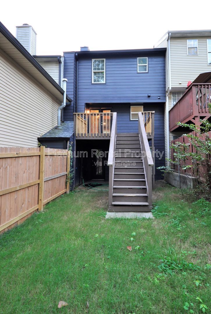 Fabulous 4-bedroom townhome in convenient Kennesaw community by Platinum Property Management Services, Inc. property image