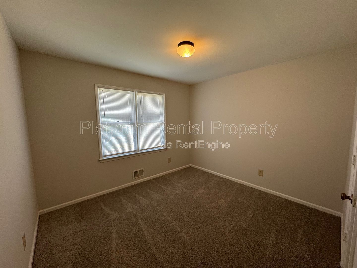 Beautiful 3 bedroom ranch in desirable Newnan neighborhood by Platinum Property Management Services, Inc. property image