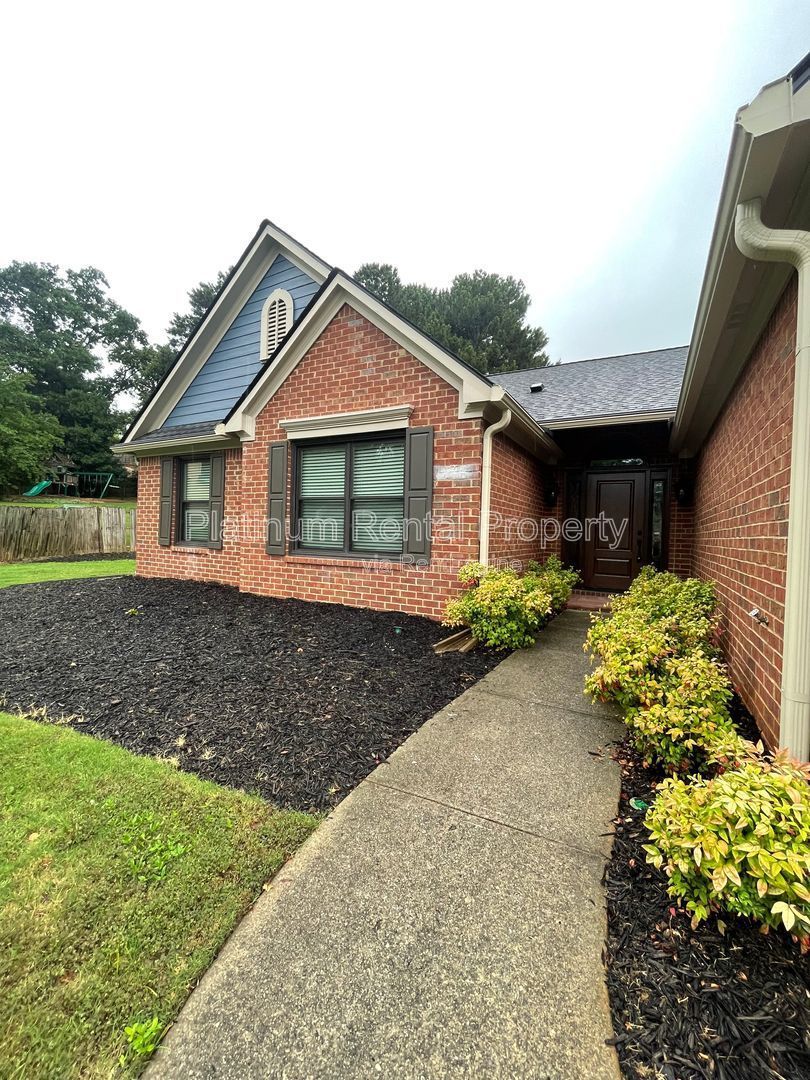 Hard to find 4 bedroom ranch in one of the most desirable areas in Forsyth county, by Platinum Property Management Services, Inc. property image