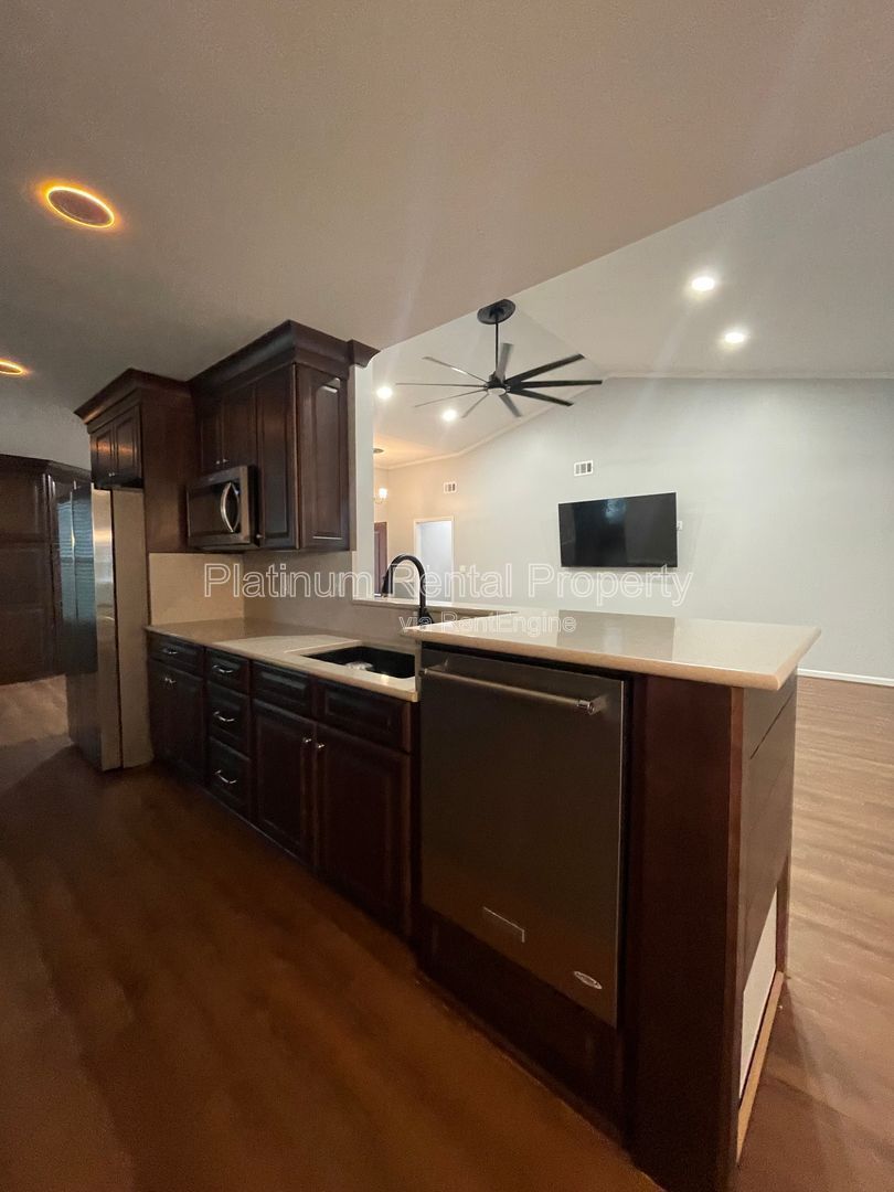 Hard to find 4 bedroom ranch in one of the most desirable areas in Forsyth county, by Platinum Property Management Services, Inc. property image