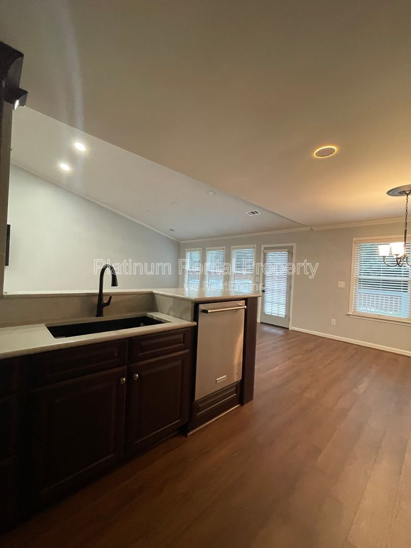 Hard to find 4 bedroom ranch in one of the most desirable areas in Forsyth county, by Platinum Property Management Services, Inc. property image