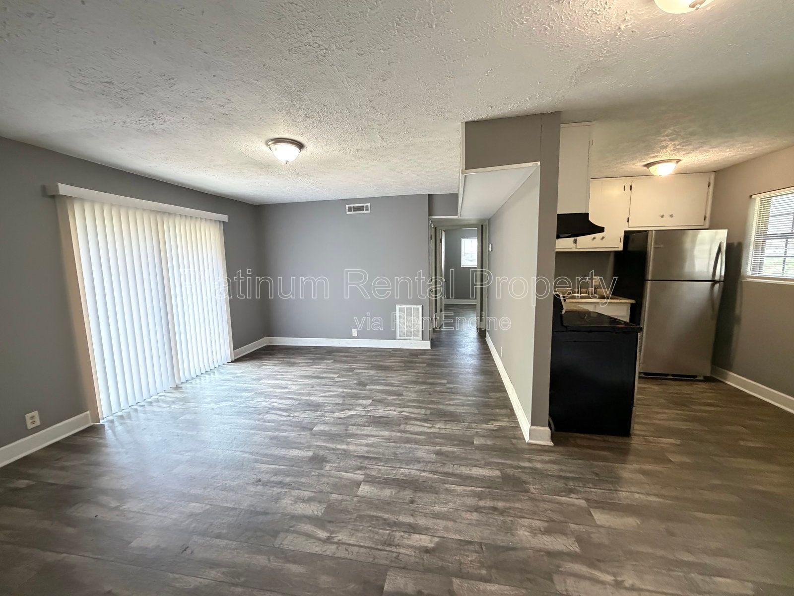 Well maintained 2 bedroom unit in Monroe for rent by Platinum Property Management Services, Inc. property image