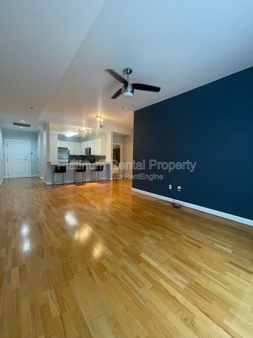 Fantastic opportunity to live in Buckhead for an unbeatable price! This 1 bedroom condo in a prime location is brought to you by Platinum Property Management Services, Inc. property image