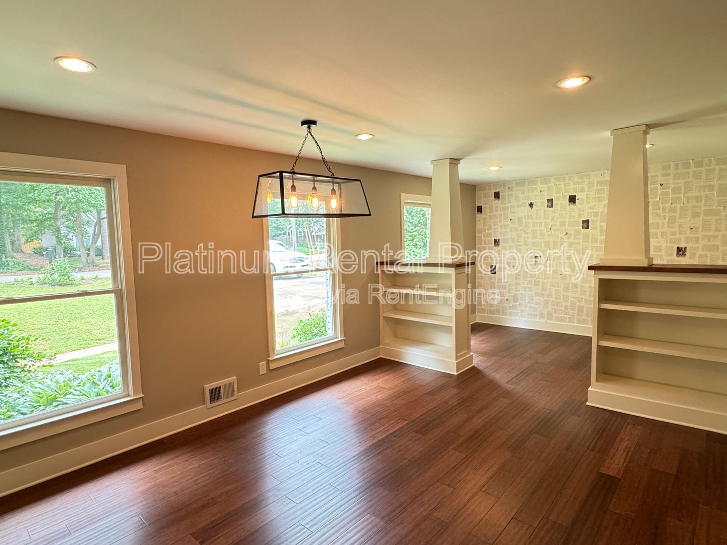 Amazing 3 Bedroom Ranch home in Alpharetta with a POOL for rent by Platinum Property Management Services, Inc. property image