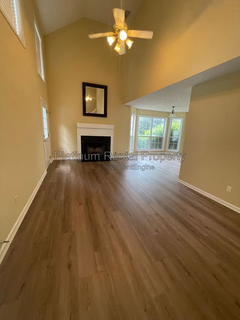 Fabulous, 2 bedroom home in desirable Avensong, by Platinum Property Management Services, Inc. property image