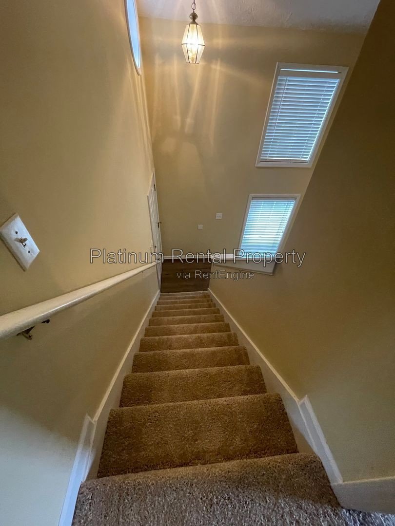 Fabulous, 2 bedroom home in desirable Avensong, by Platinum Property Management Services, Inc. property image